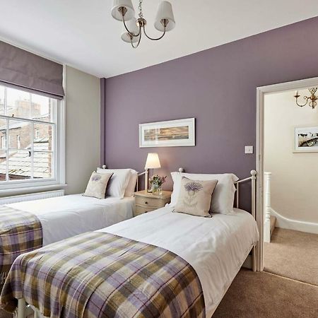 Harbour House Villa Whitby Bagian luar foto